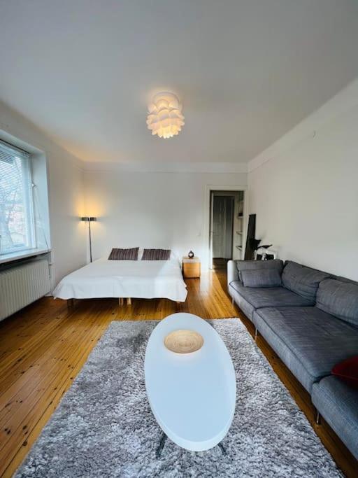 Entire Apartment Stockholm Exterior foto