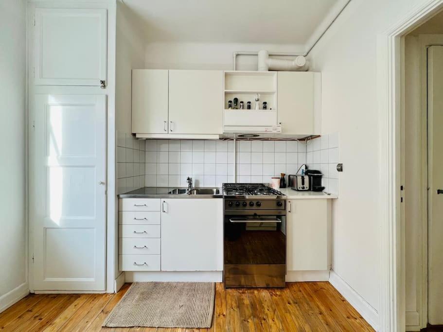 Entire Apartment Stockholm Exterior foto